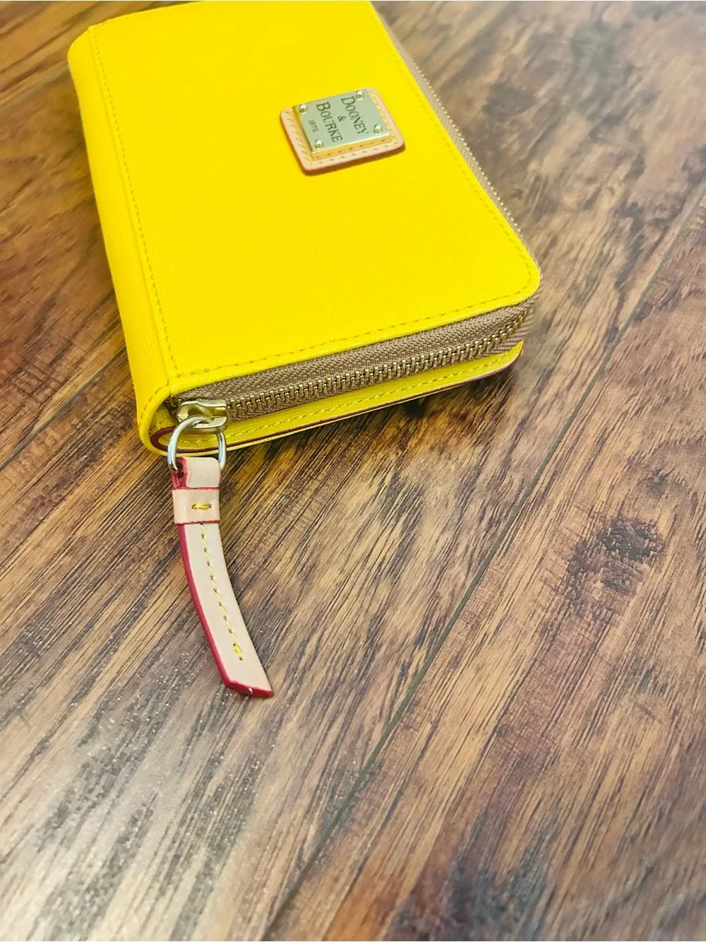 Dooney & Bourke dooney bourke